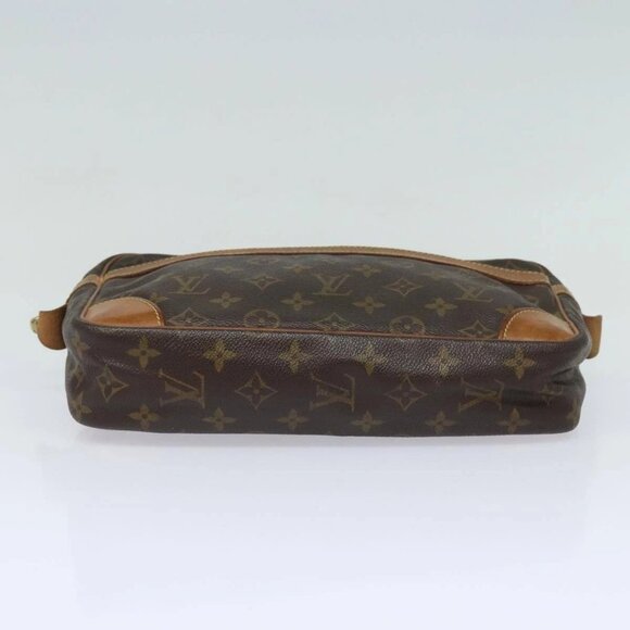 LOUIS VUITTON Monogram Compiegne 28 Clutch Bag - Picture 7 of 16